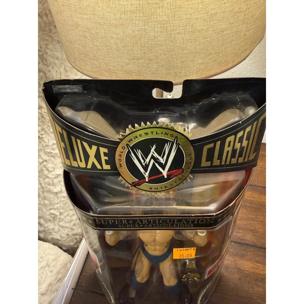 WWE Jakks Deluxe Classic Superstars Series 1 Rowdy Roddy Piper white wristbands